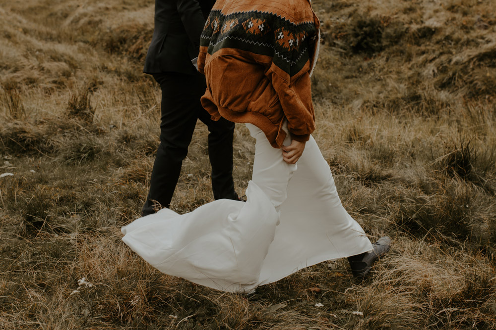 Photographe elopement, mariage et couple à la montagne